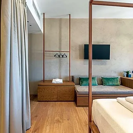 Anassa Chania Boutique