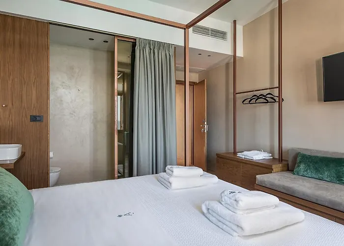 Anassa Chania Boutique